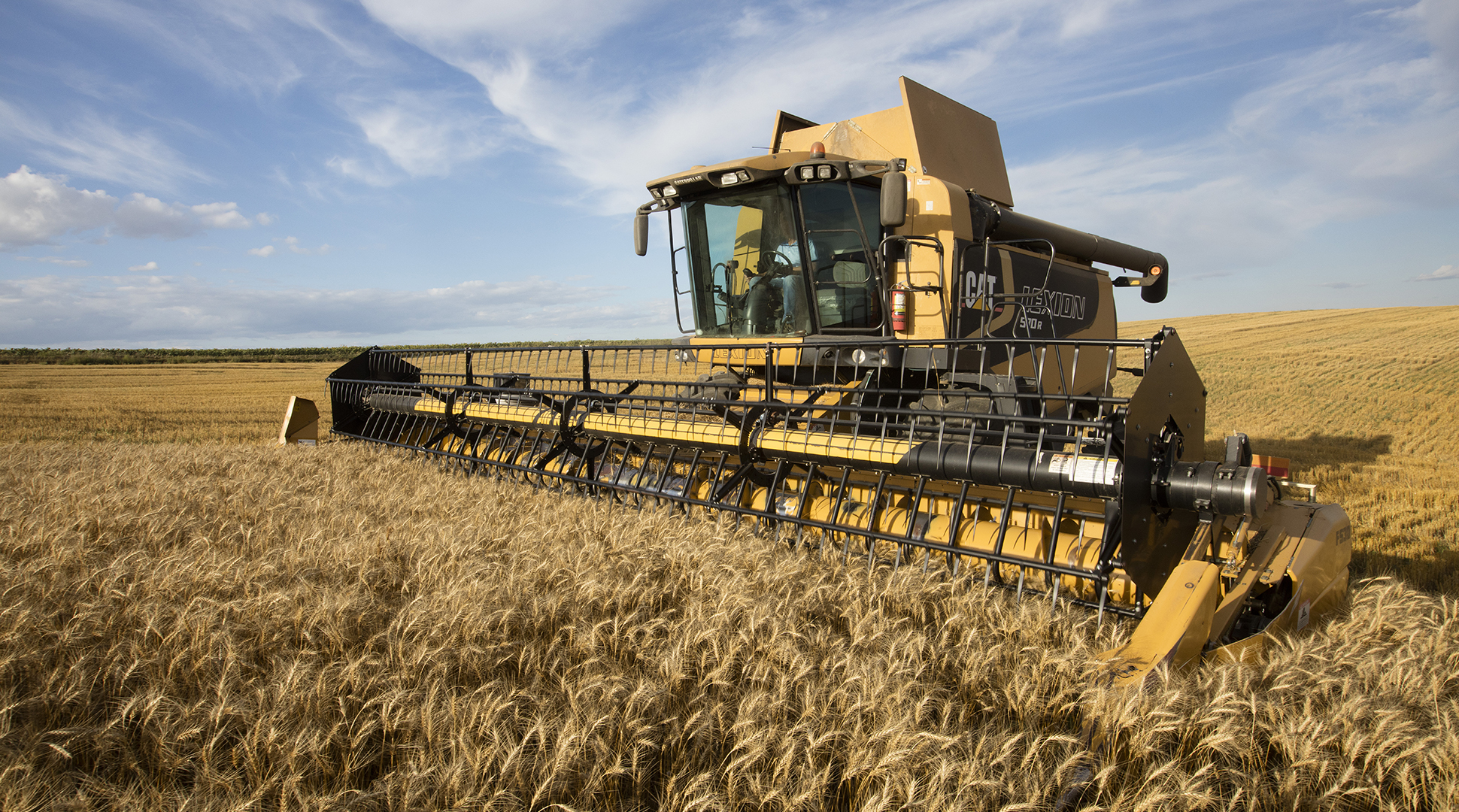 How does a combine work?