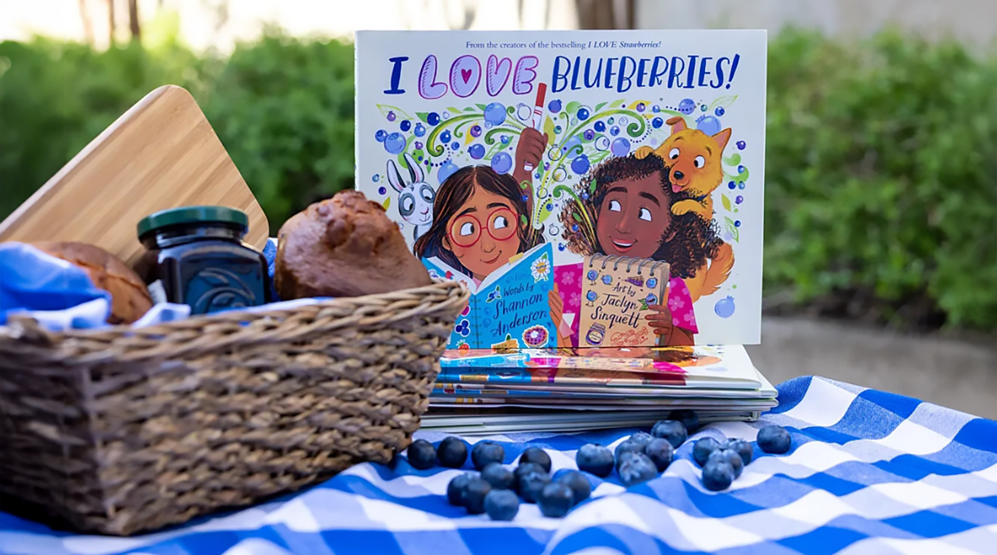 I love blueberries, the book