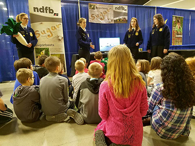 New Salem FFA students teaching about sugarbeets