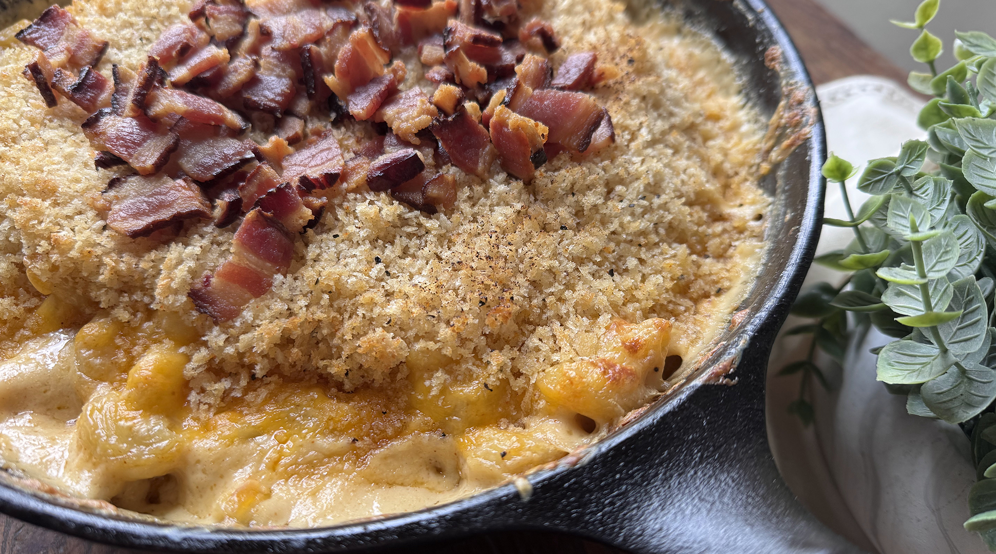 Farmhouse Skillet Mac and Cheese